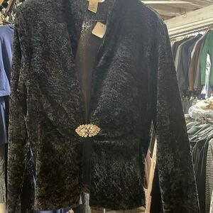 Connected black jacket